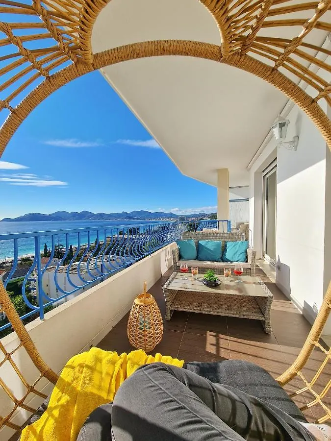 Western Cannes - Panoramic View 0*,